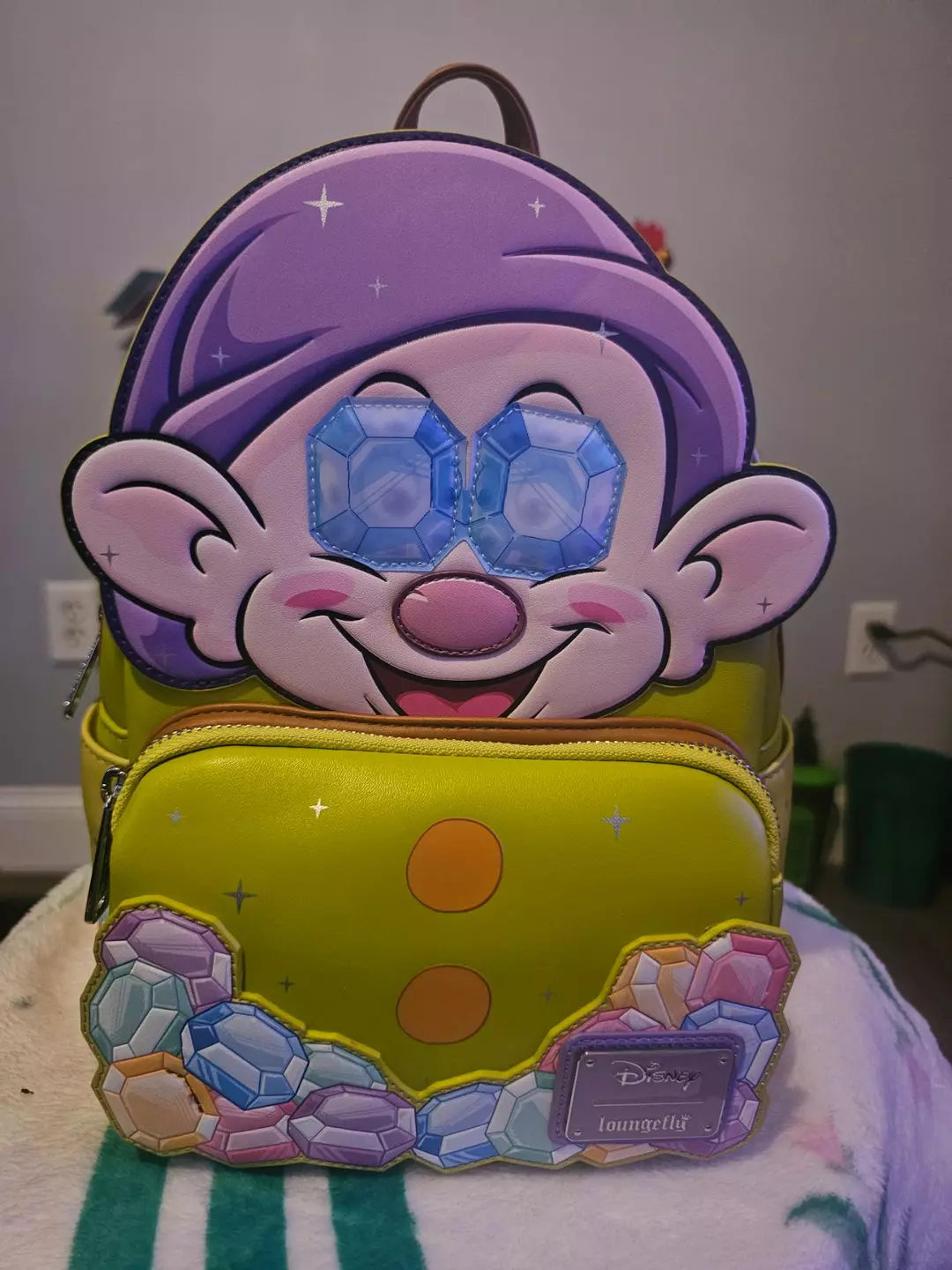 Loungefly Snow White: Diamond Dopey Mini-Backpack thumbnail