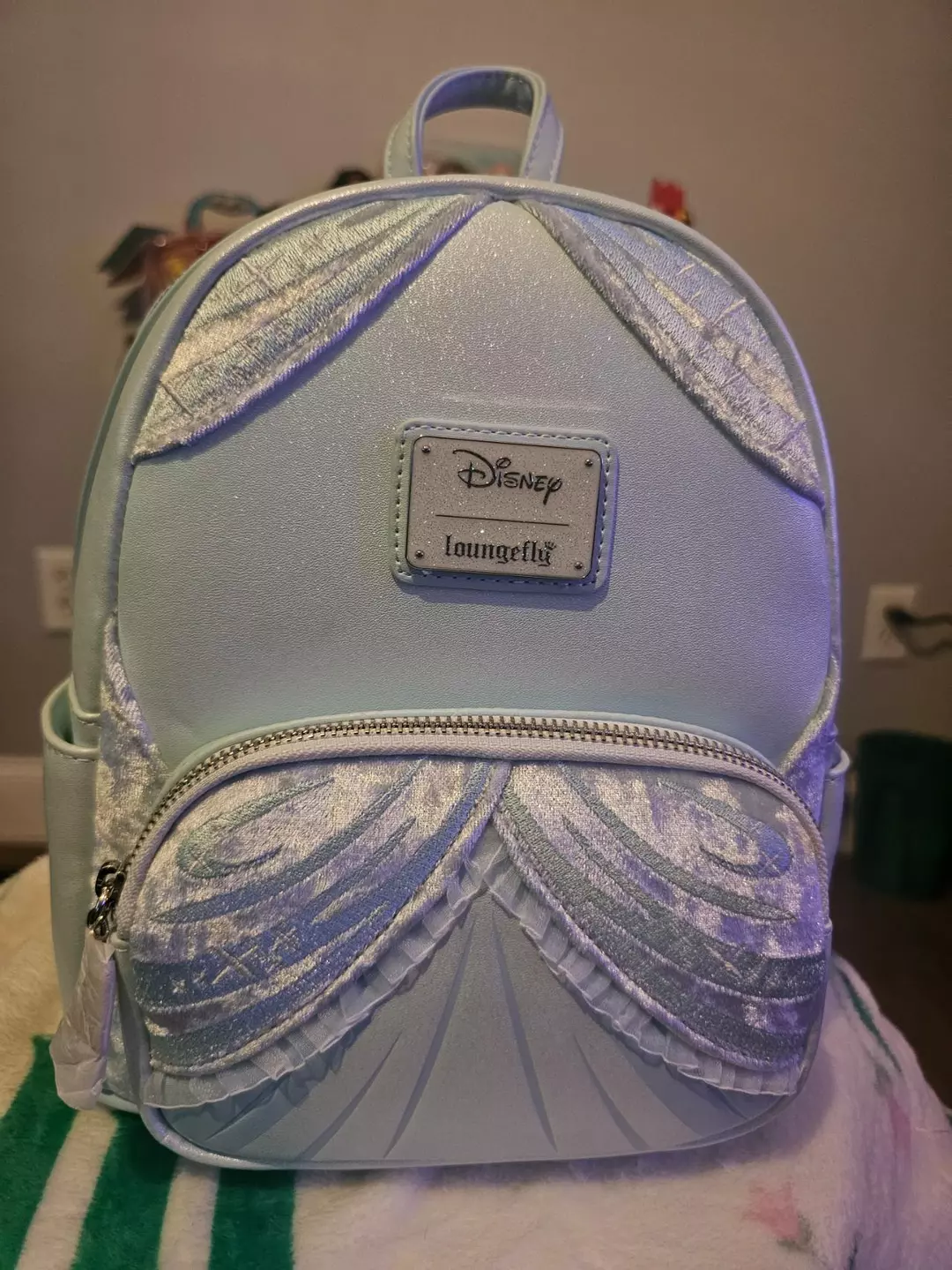 Disney
Cinderella Gown Cosplay Mini Backpack thumbnail