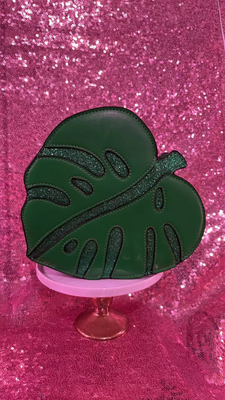 Monstera leaf purse thumbnail