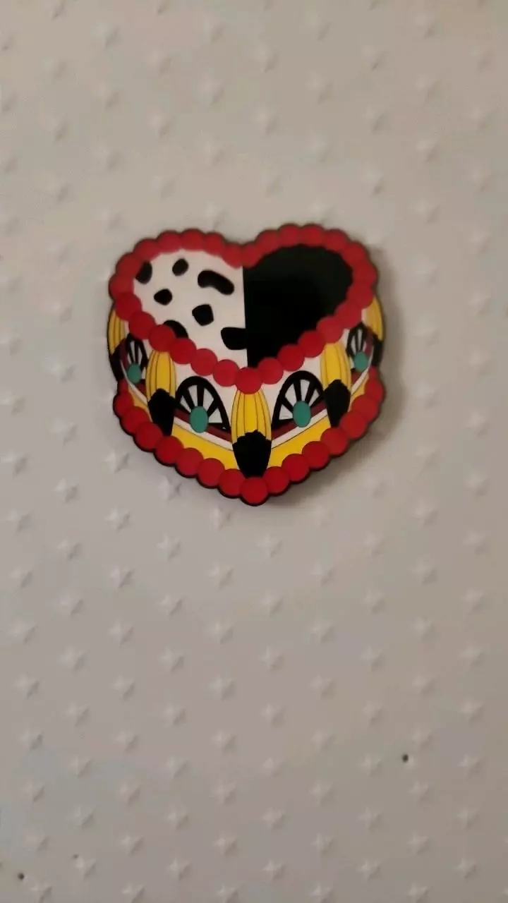 Cruelle Loungefly Cake Pin thumbnail
