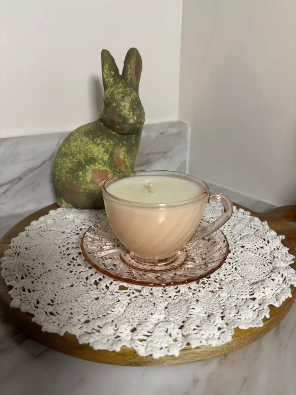 Velvet Feathers Strawberry Pineapple Candle thumbnail