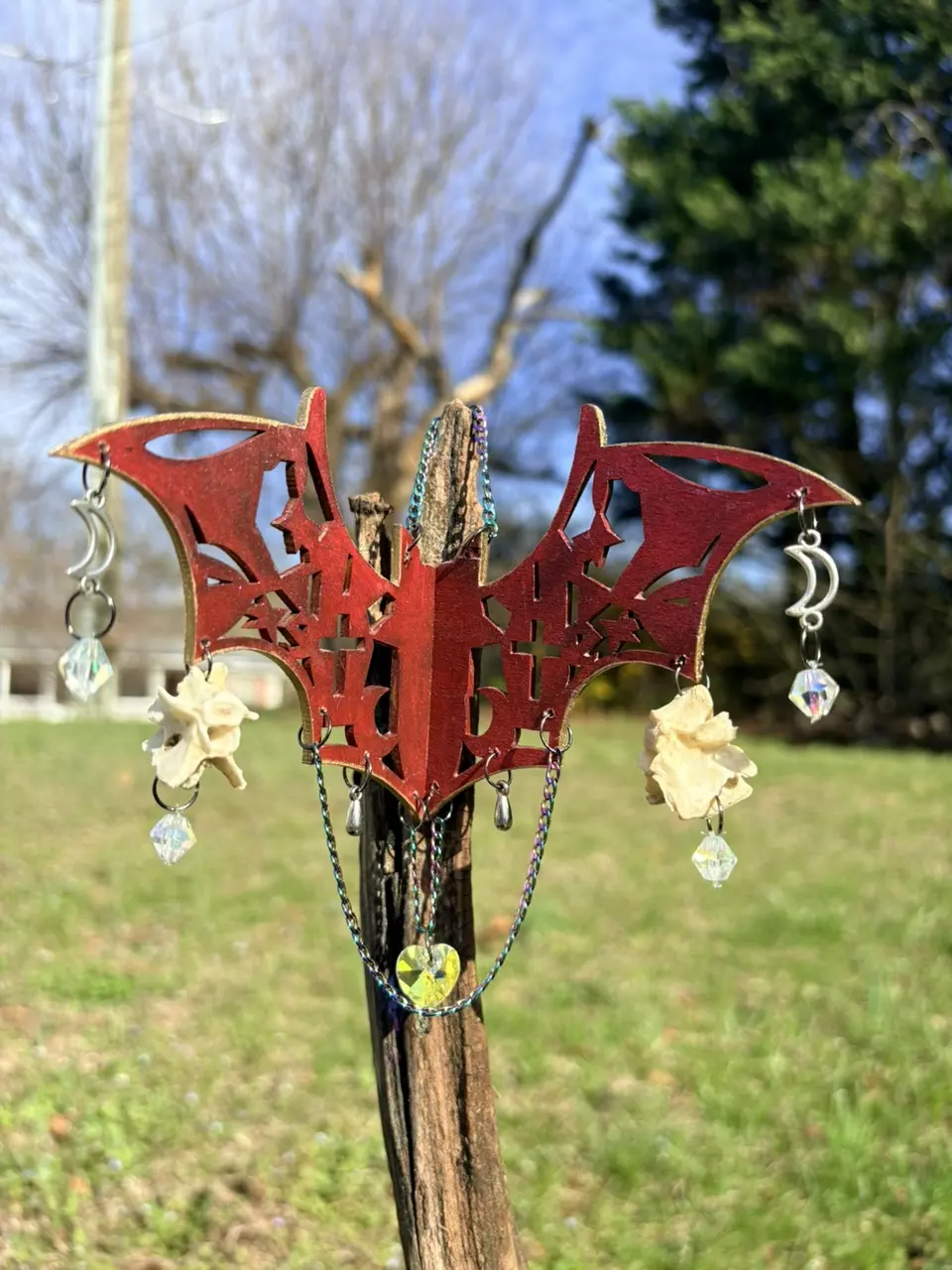 ✨❤️🦇 red hand painted  iridescent bat sun catcher real possum vertebrae 🦇❤️✨ thumbnail