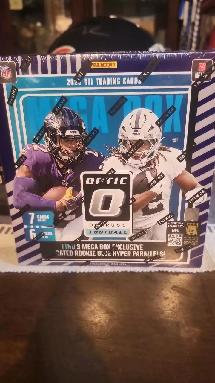 2025 donruss optic - 7 card mega pack thumbnail
