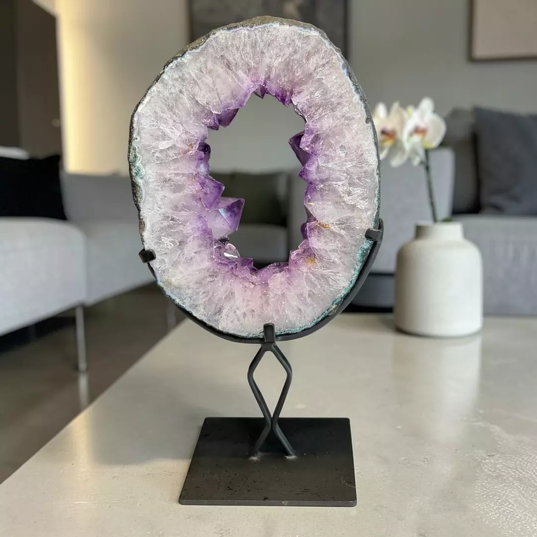 Amethyst Portal on Stand thumbnail