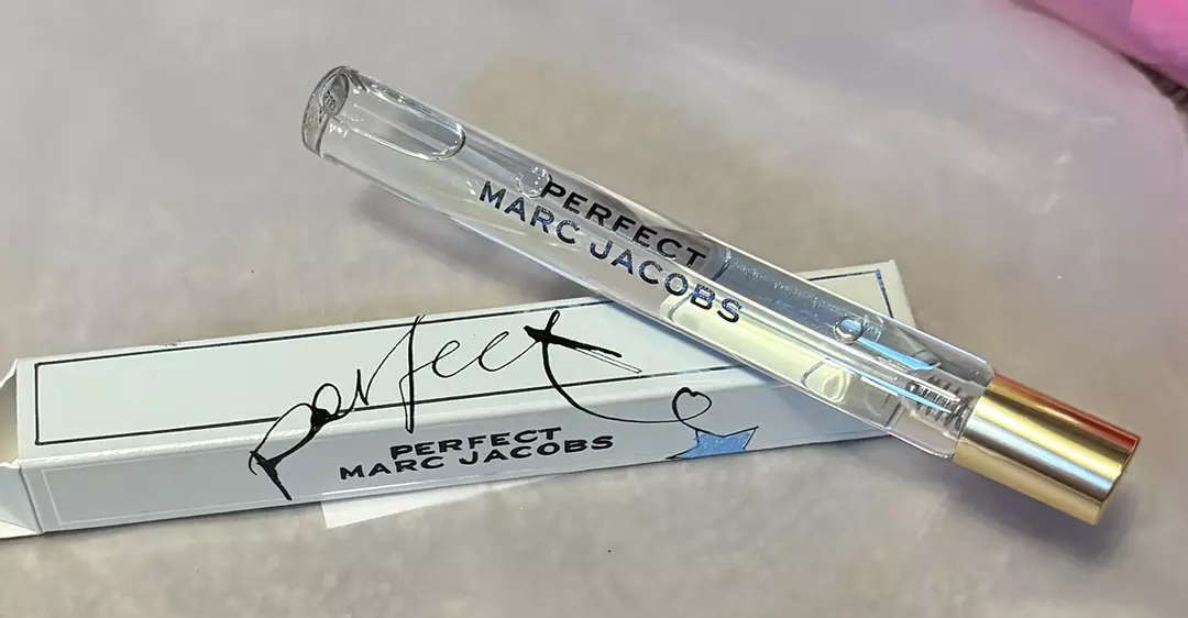 Marc Jacobs Perfect 10ml spray thumbnail