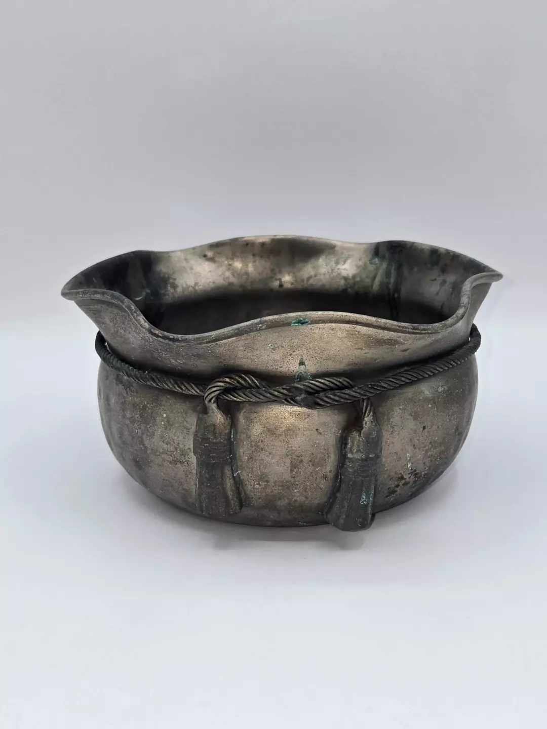 Vintage Silverplate Bowl Made in India Hammered Metal Rope Detail thumbnail