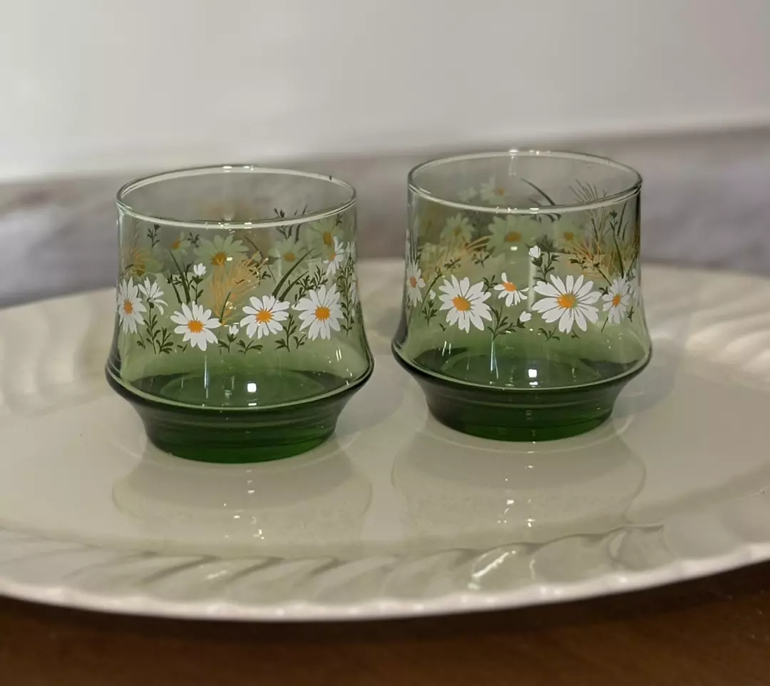 Vintage Libbey Green Daisy Glass – 1970 Set of 2 thumbnail