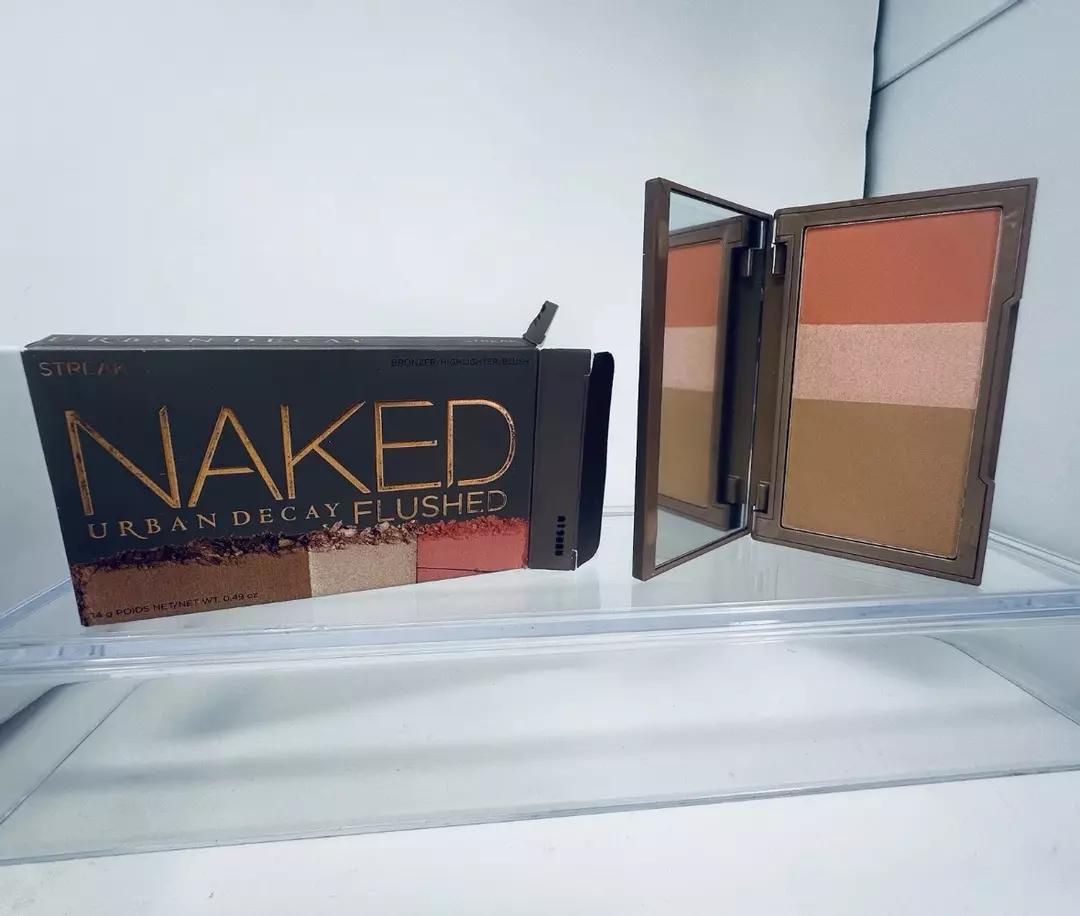 Urban Decay Naked Flushed (Bronzer, Highlighter, Blush) - STREAK thumbnail