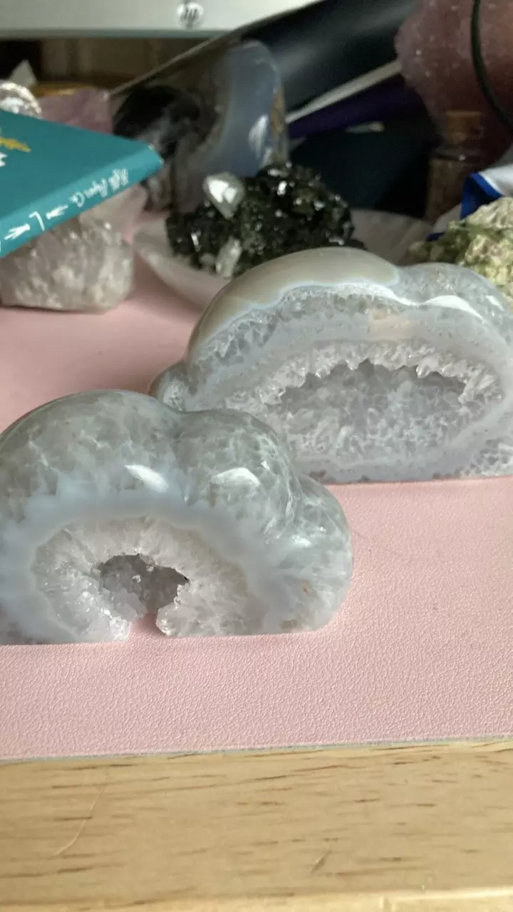 Two clouds thumbnail