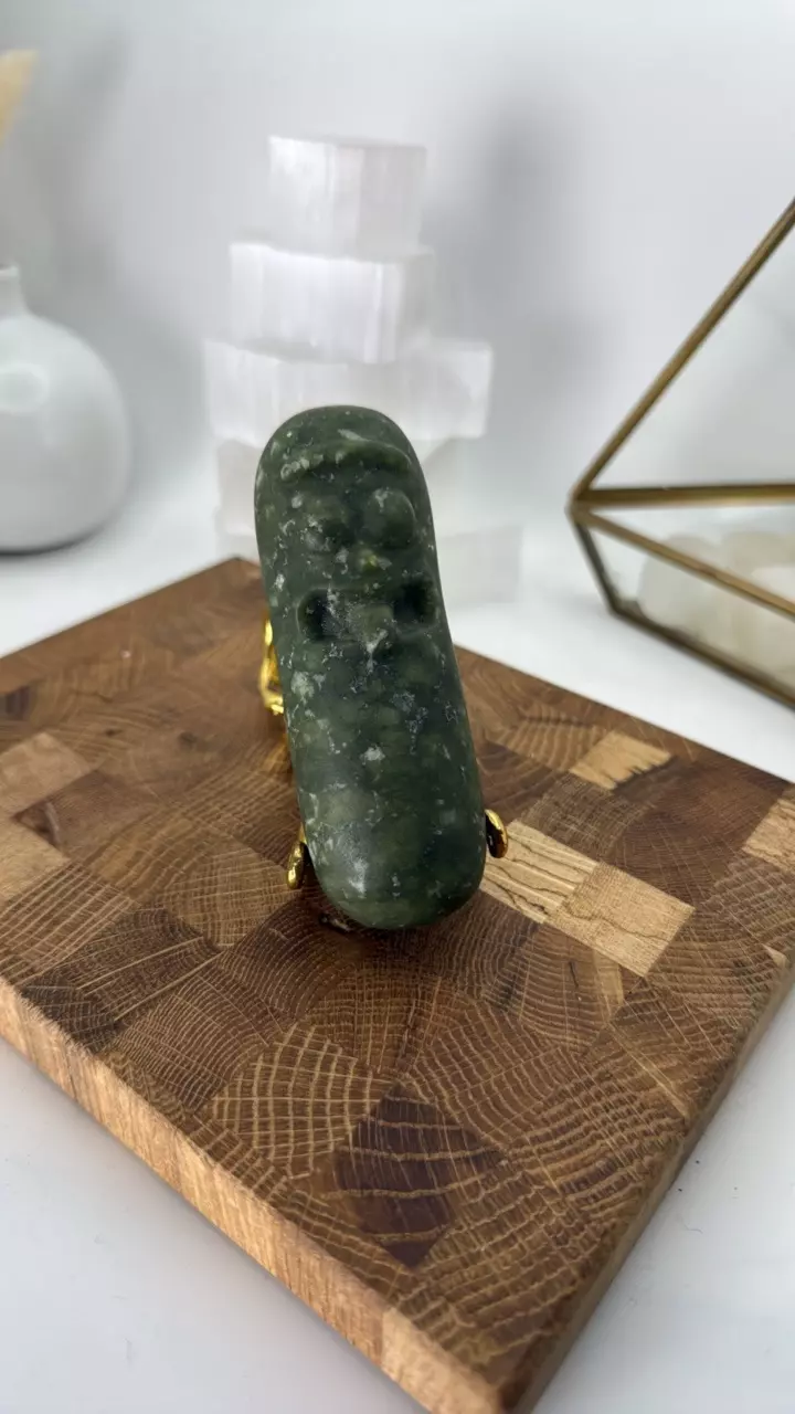 Green jade pickle rick thumbnail