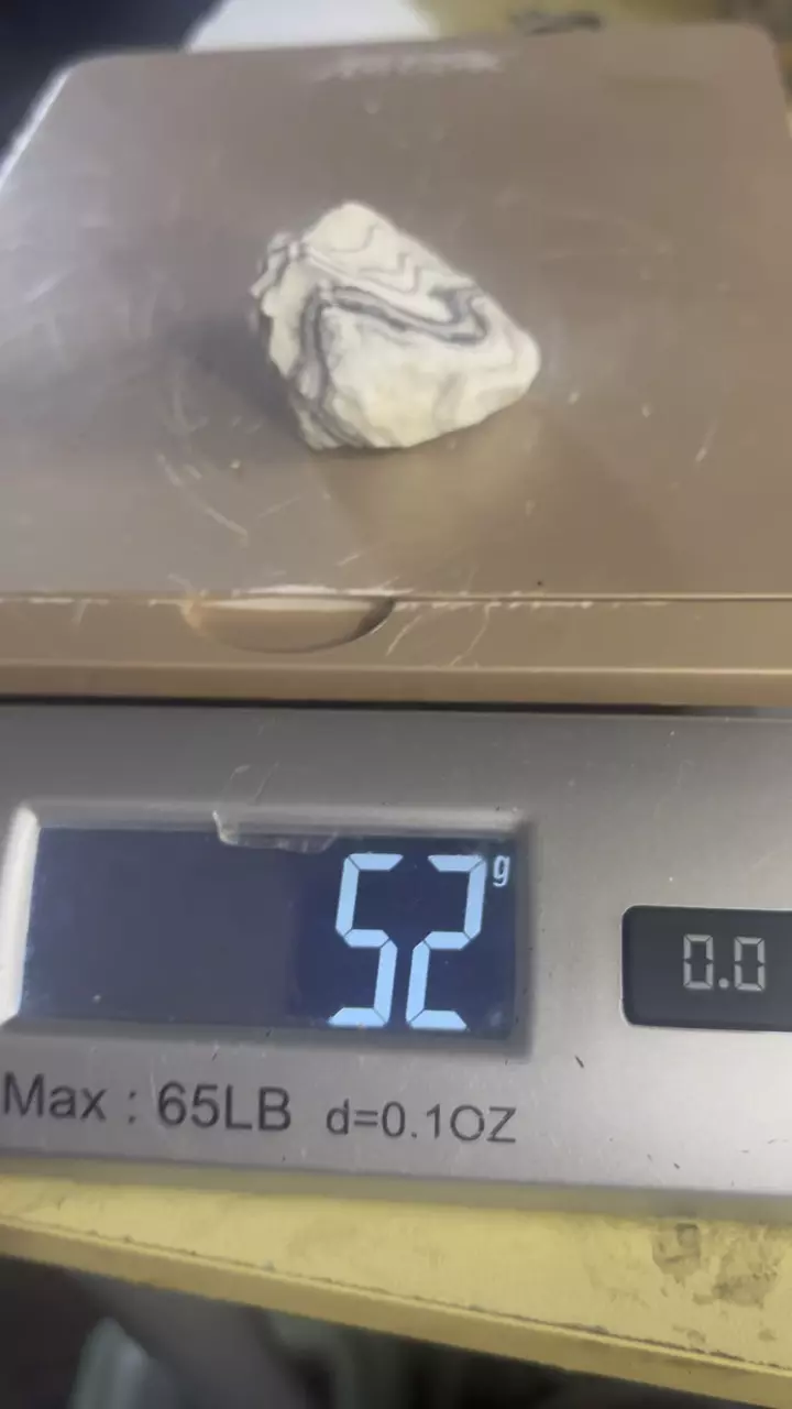 Beautiful raw 52 g zebra  calcite from Mexico, peace around 2 inches thumbnail