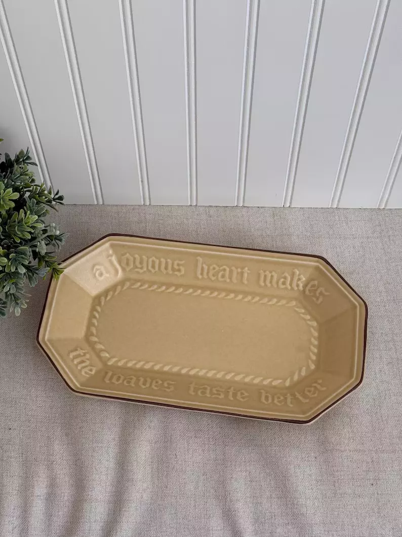 Vintage Pfaltzgraff Village Bread Tray thumbnail