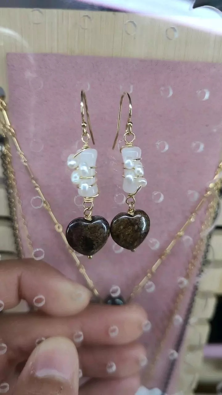 14kt gold filled freshwater pearls heart thumbnail