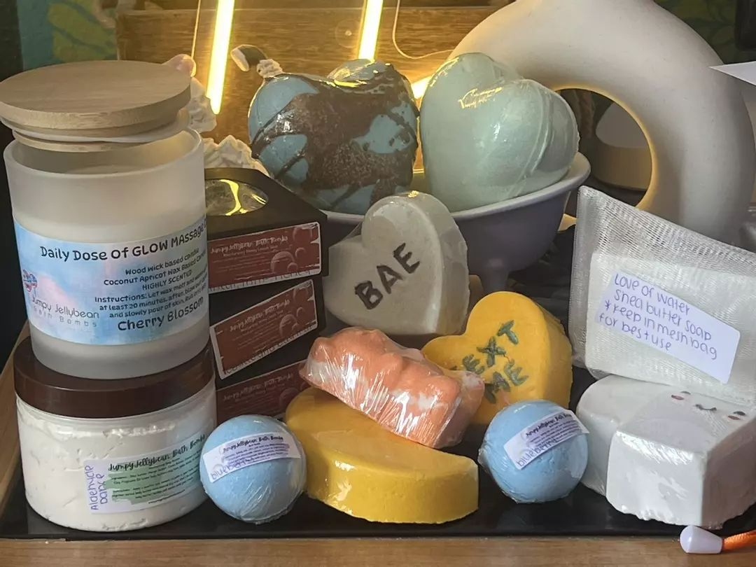 $100 Mystery Spa Package 📦 thumbnail