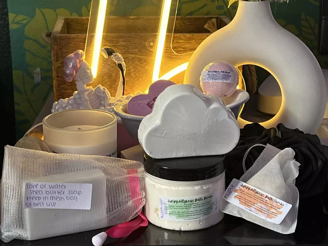 $50 Mystery Spa Package 📦 thumbnail