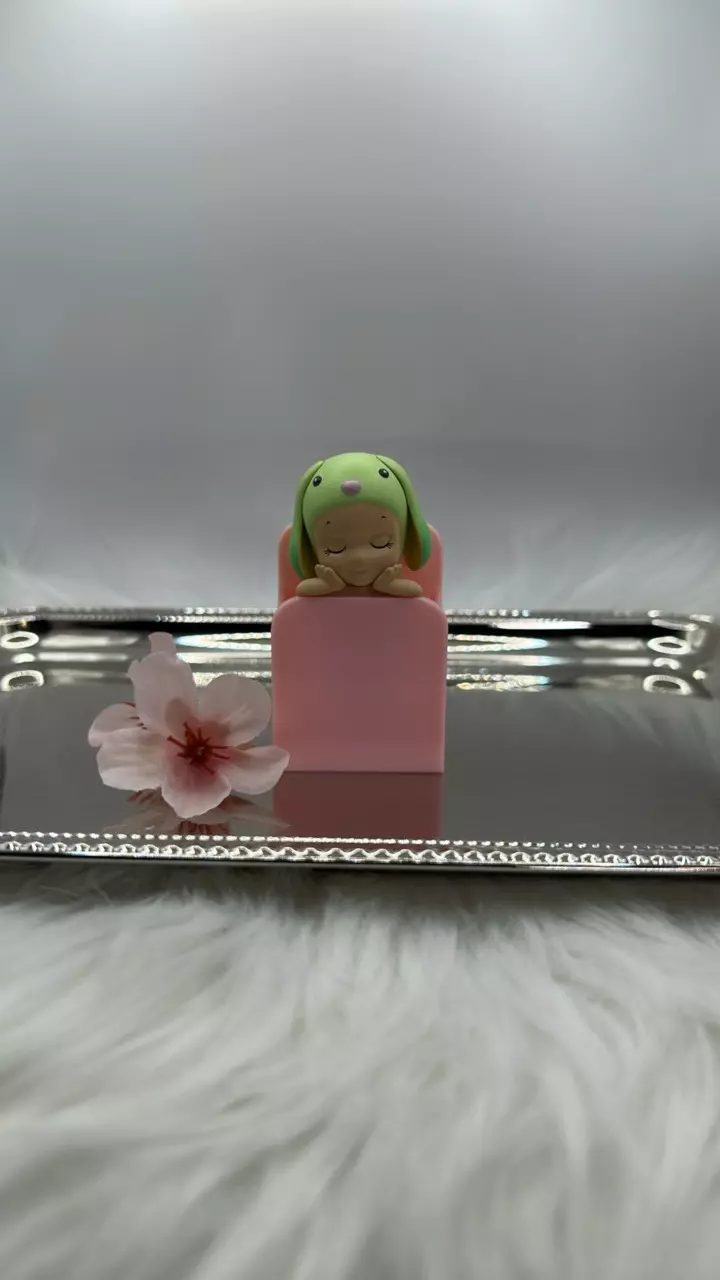 Sonny Angel Hipper Display Stand, SINGLE thumbnail