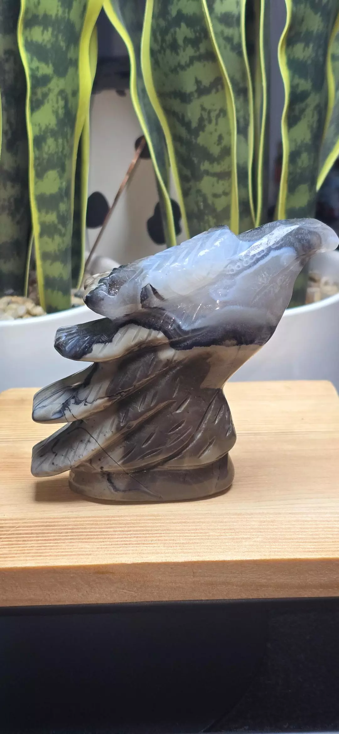 UV Reactive Volcano Agate Eagle Carving — Glowing Crystal thumbnail