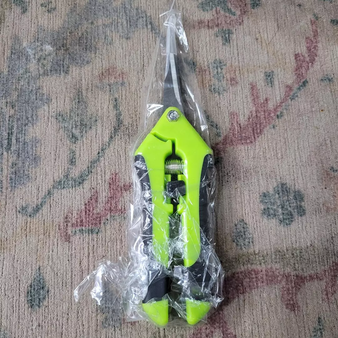 Green 6.5" Pruning Scissors/ Snips/ Shears 1ea thumbnail