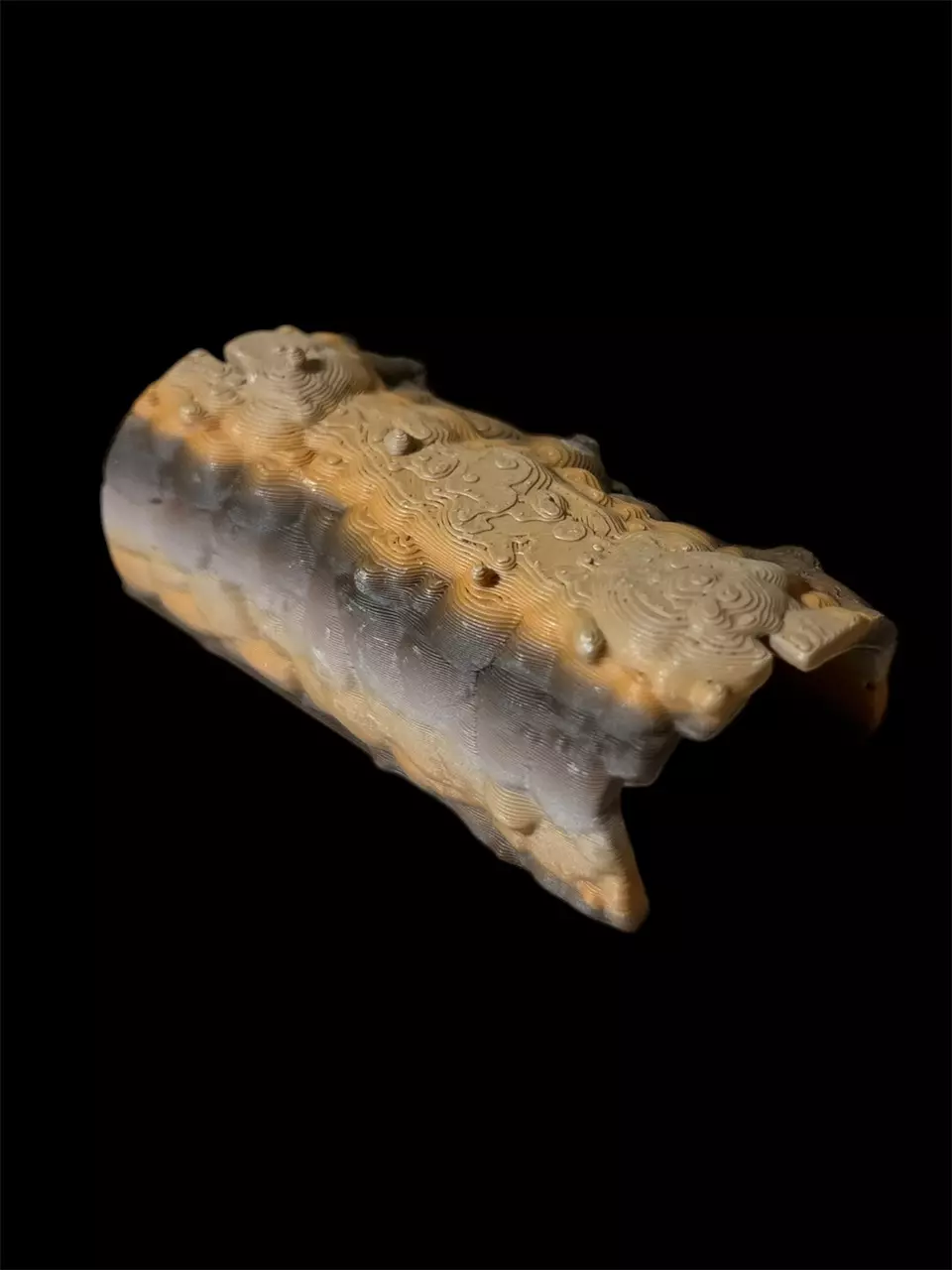 Tiny log hide thumbnail