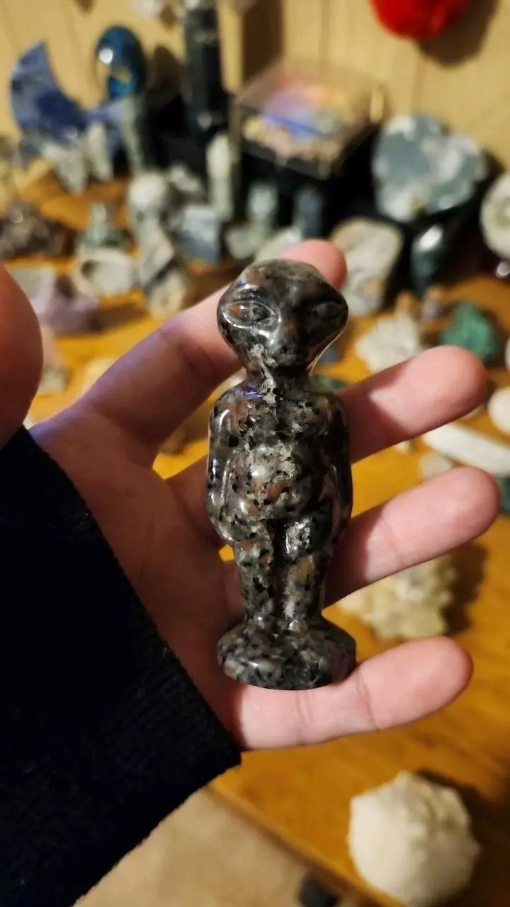 Yooperlite Alien thumbnail