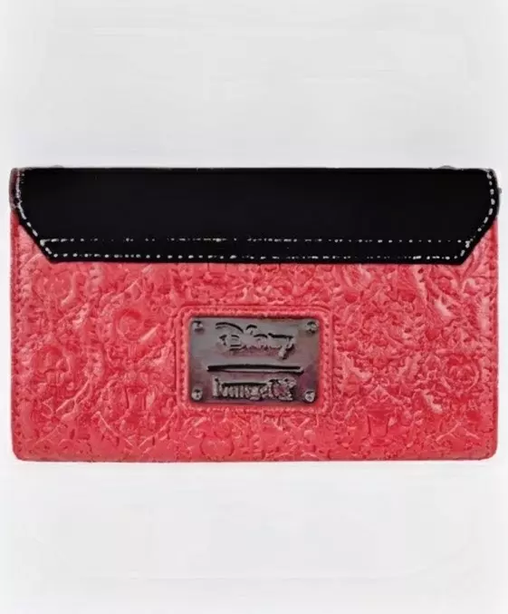 LOUNGEFLY DISNEY VILLIANS “HAPPILY NEVER AFTER” WALLET NWT thumbnail