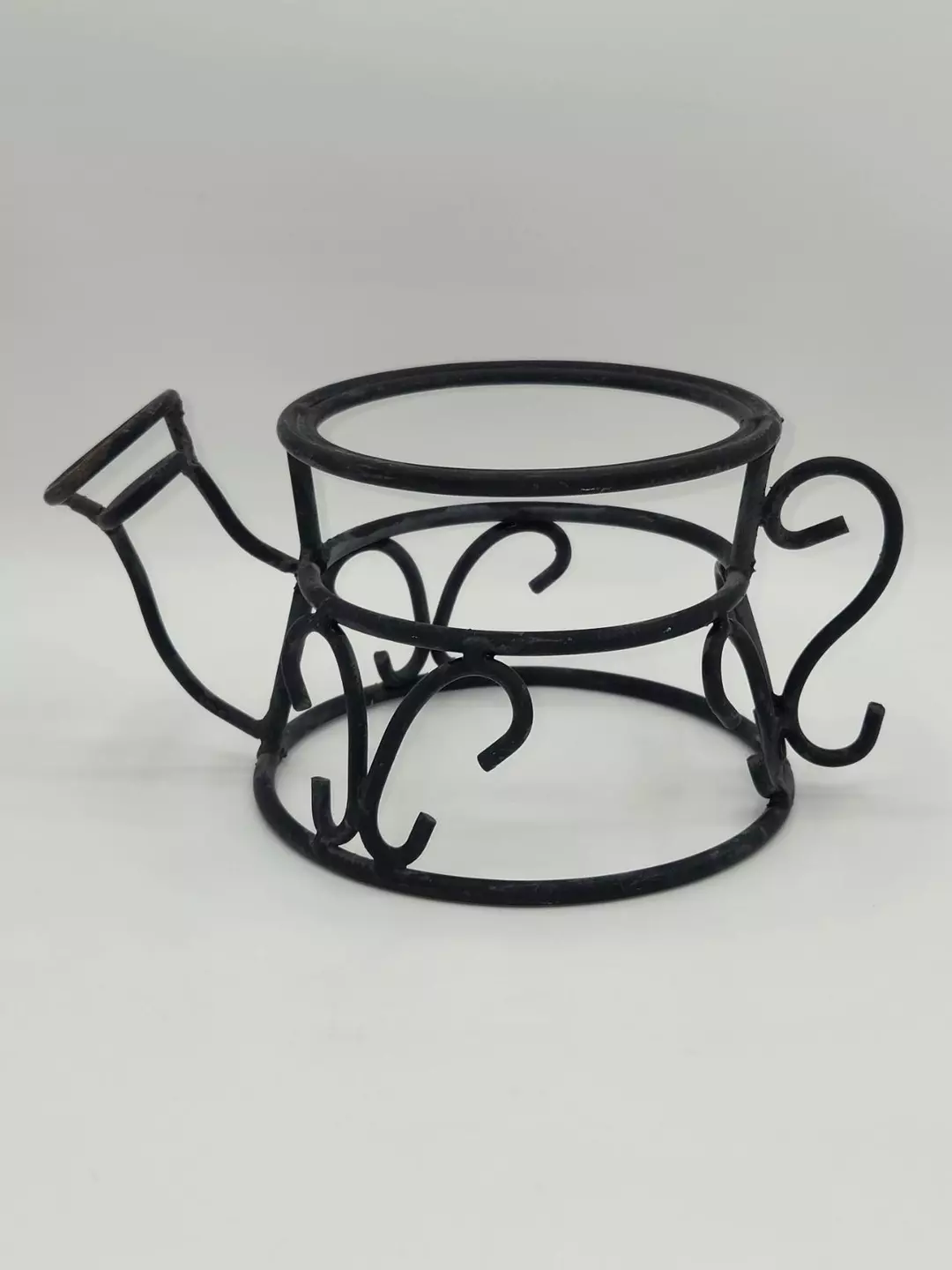 Wrought Iron Watering Can Plant Stand Holder Rustic Garden Planter Display Black thumbnail