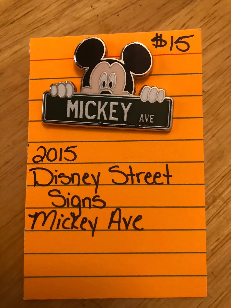 2015 Mickey Ave pin thumbnail