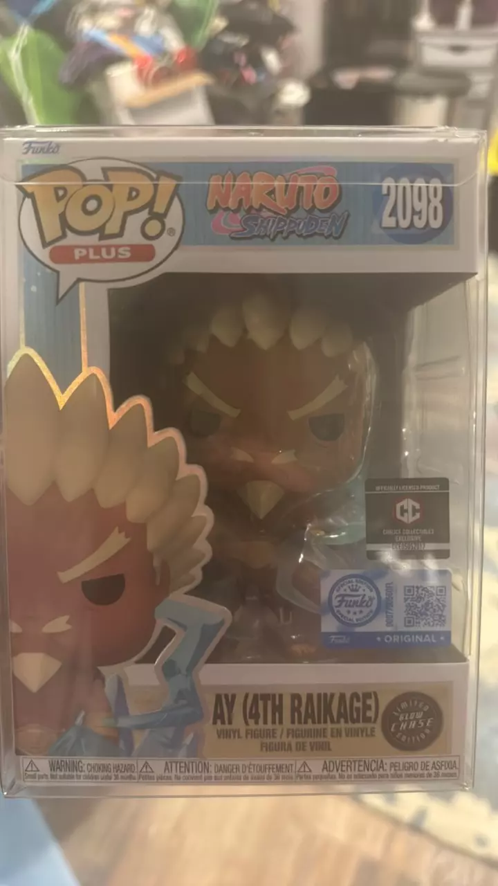 Rare Naruto 2098 AY 4th Raikage glow in the dark Chase thumbnail