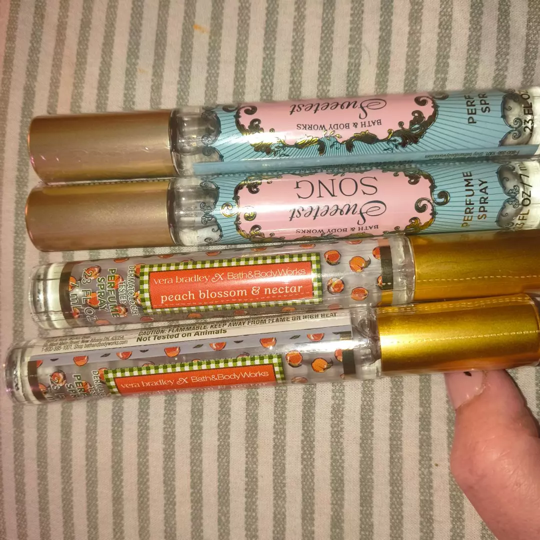 Bath and body works perfume thumbnail