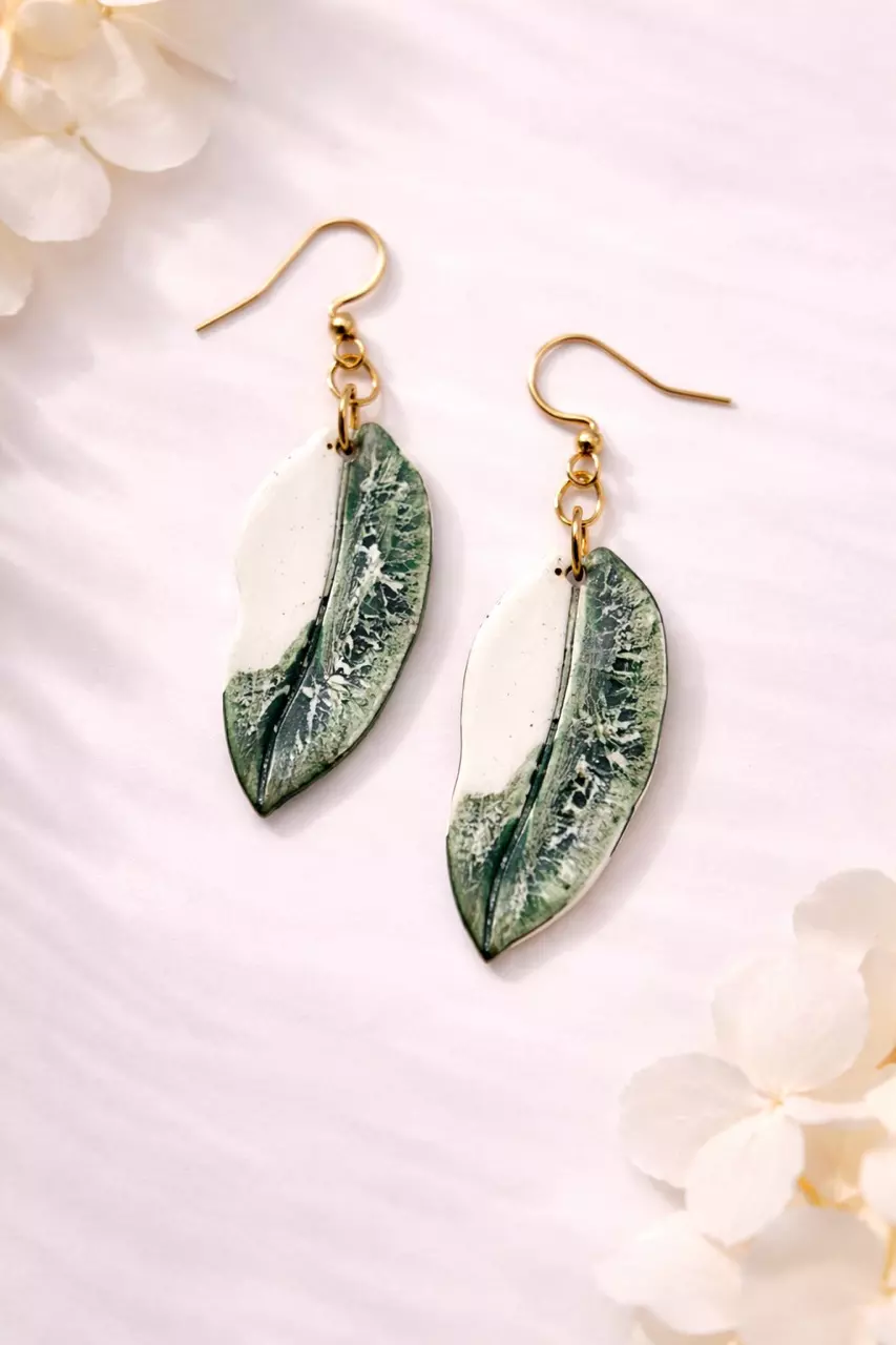 Philodendron 'Silver Sword' thumbnail