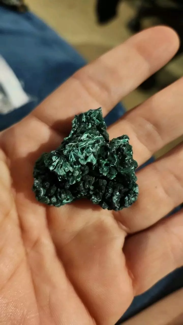 Malachite velvet piece thumbnail