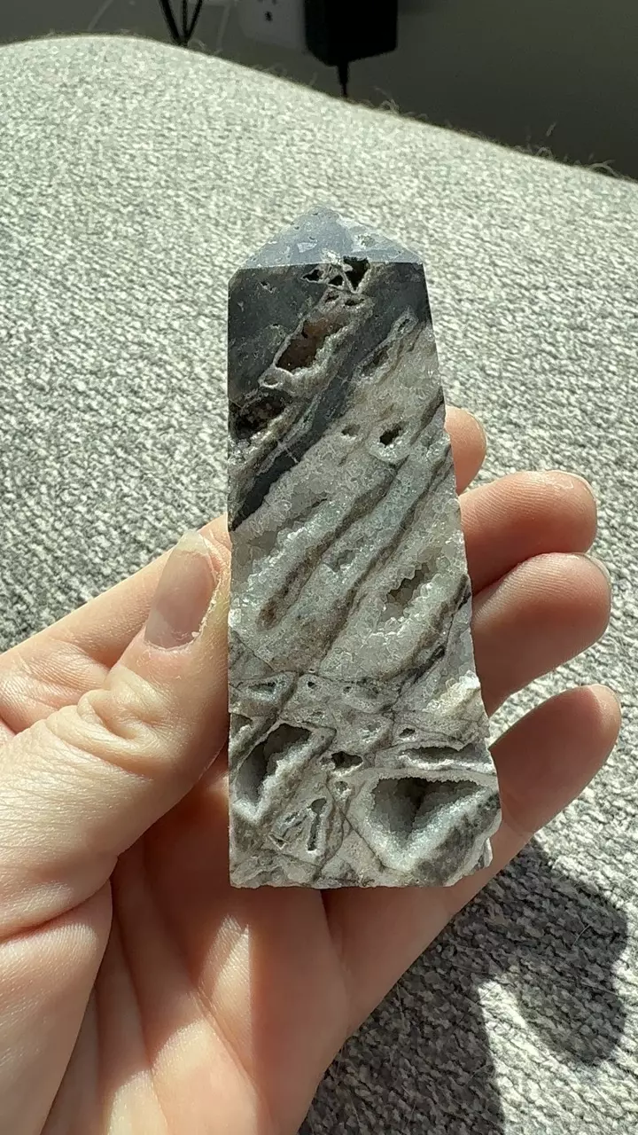 Purple sphalerite tower thumbnail