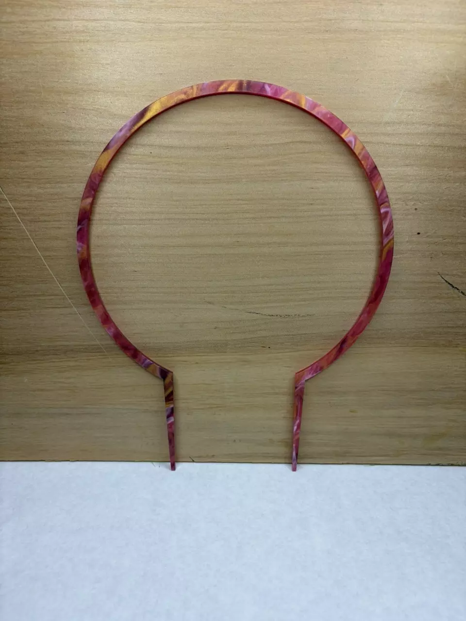 1pk Golden Rose 8” Circle Trellis thumbnail