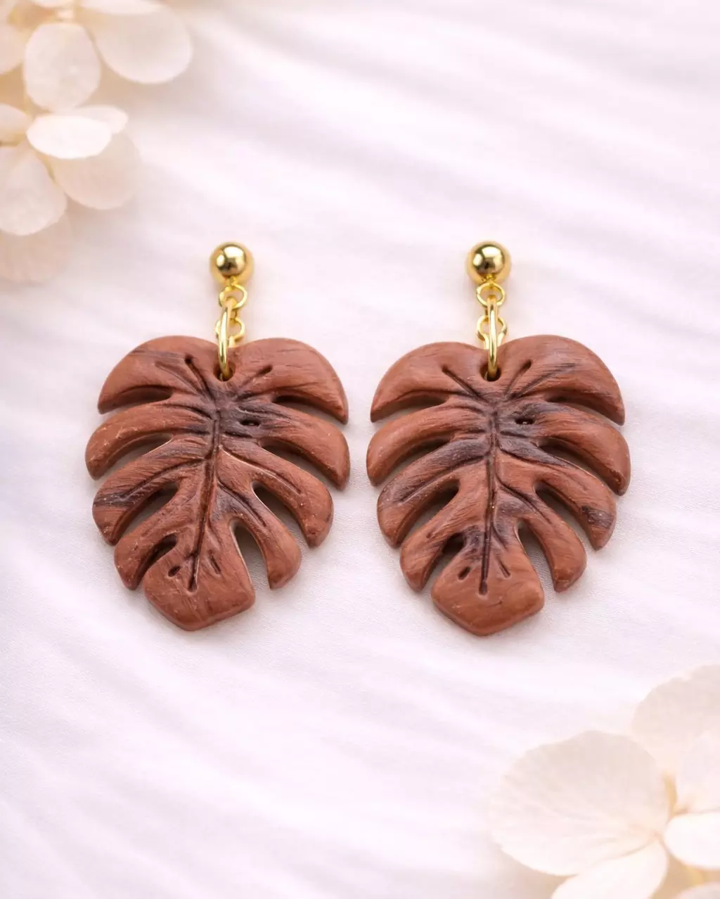Monstera Dangle (Terracotta wood grain pattern) thumbnail