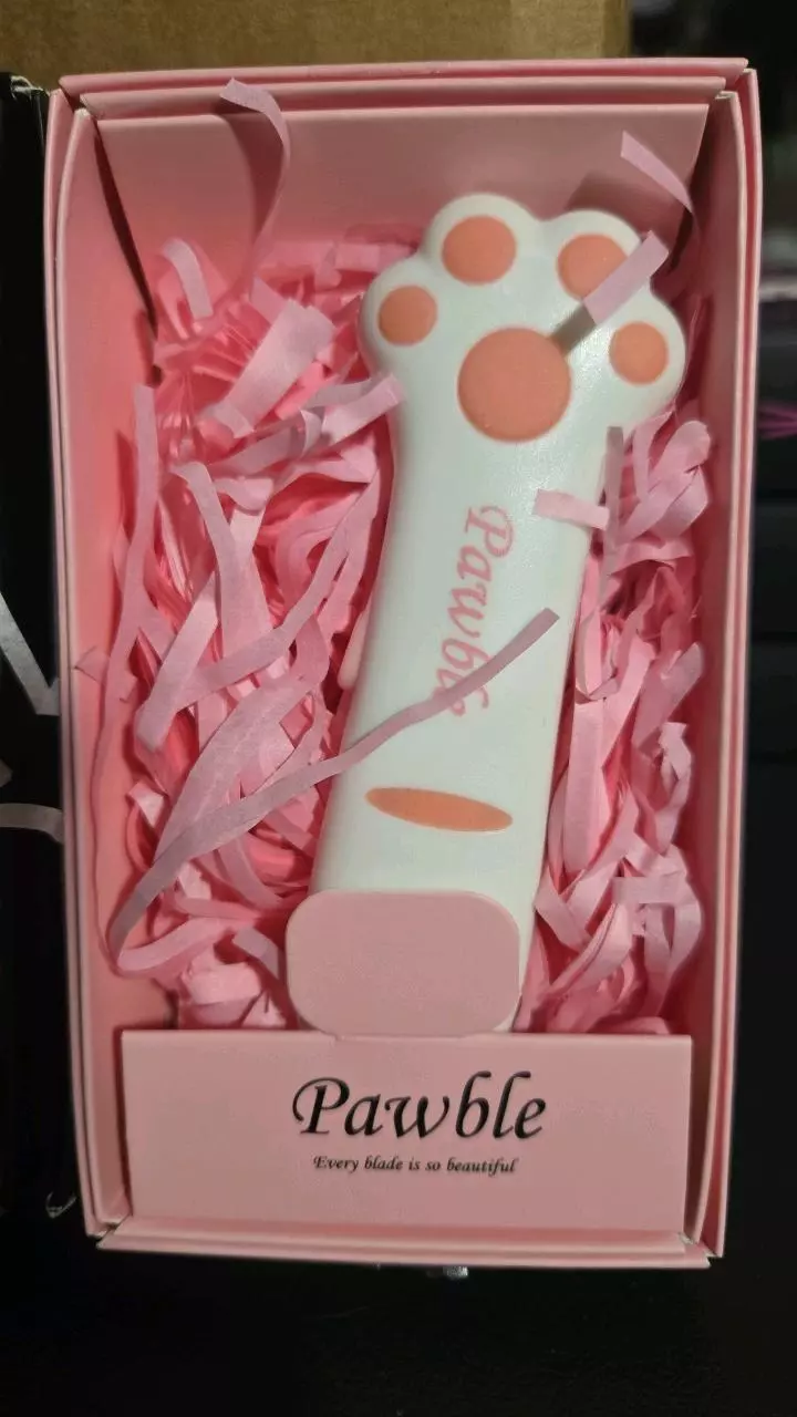 CAT CLAW BOX CUTTER *White thumbnail