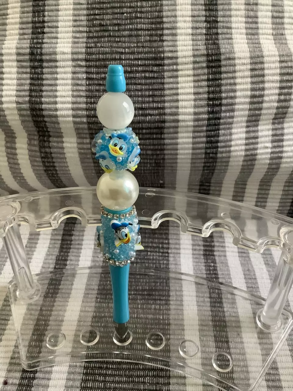 Donald Duck pen thumbnail