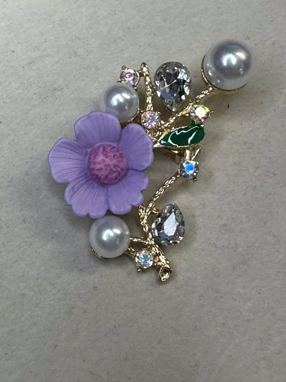 Purple flower/ pearl brooch thumbnail