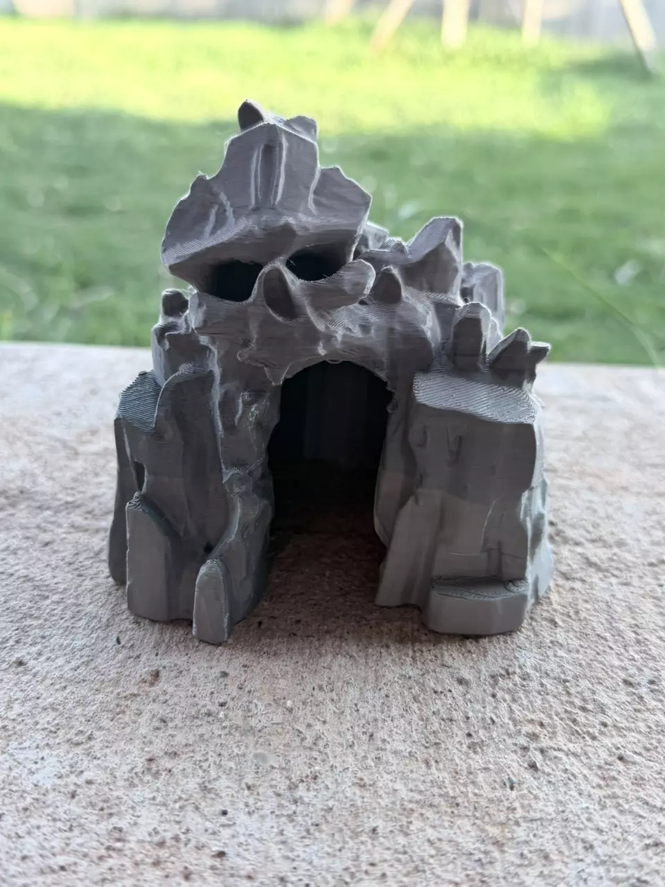 Skull Cave Hide - Juveniles Size thumbnail