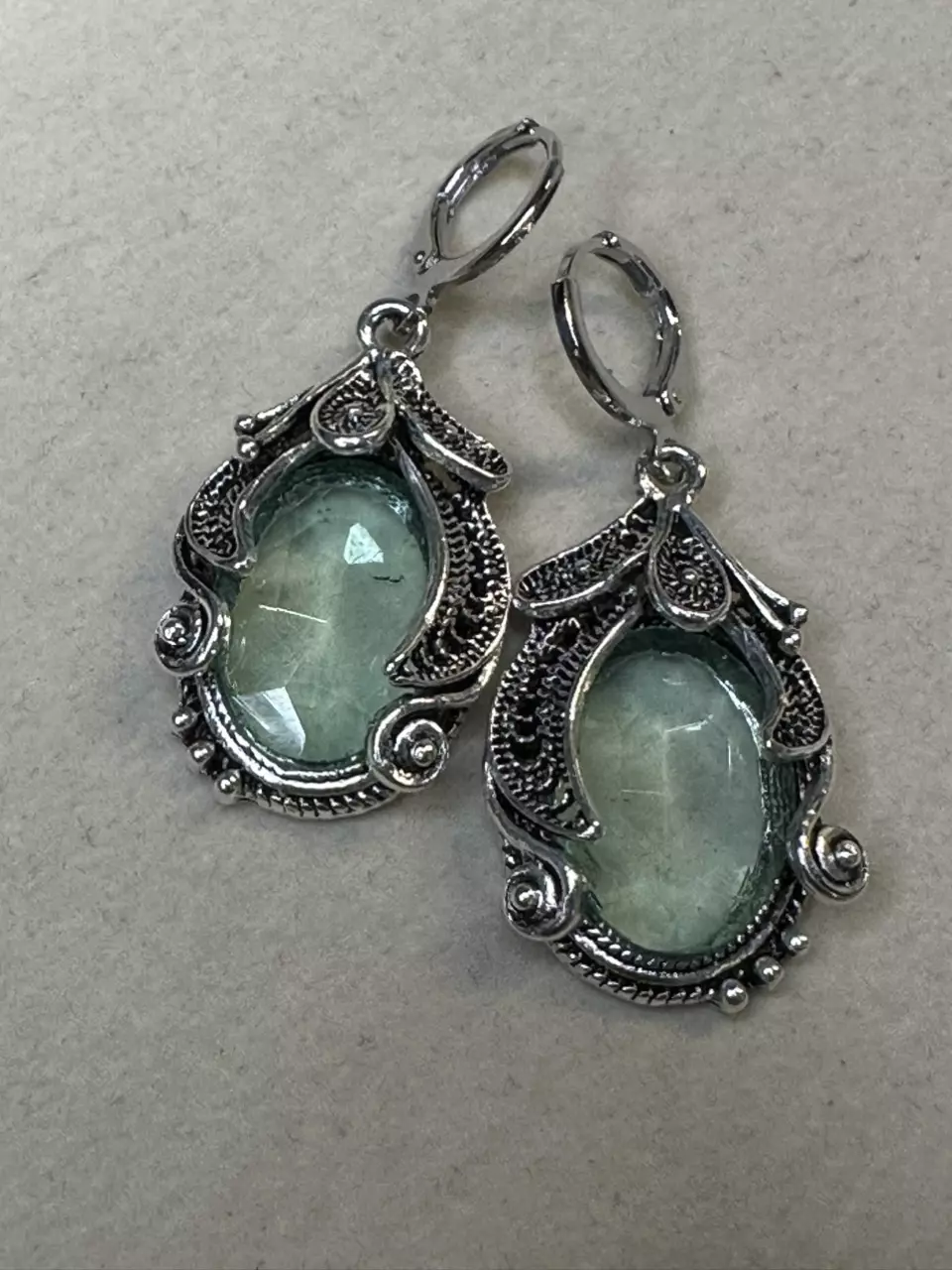 Silver tone/ glass earrings thumbnail