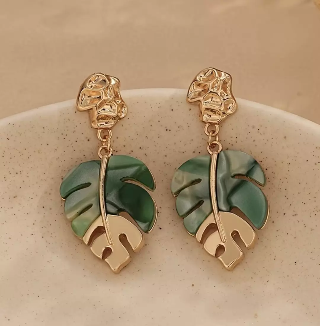 Planty earrings thumbnail