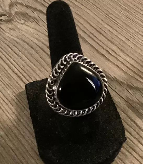 Onyx &  925 Silver Ring Size 6 thumbnail