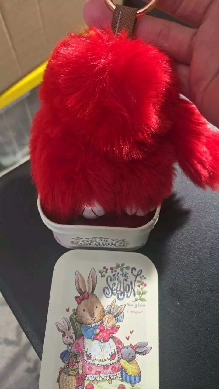 Bunny keychain (red) thumbnail