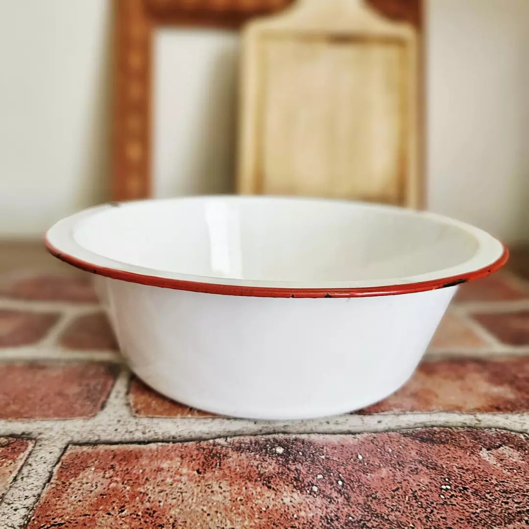 Red & White Enamelware Bowl thumbnail