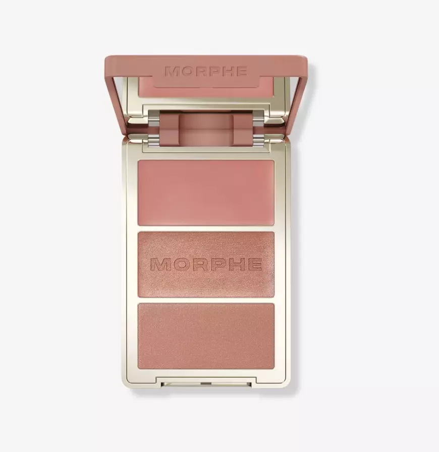 Morphe
 
Cheek Thrills Multi-Finish Face Trio thumbnail