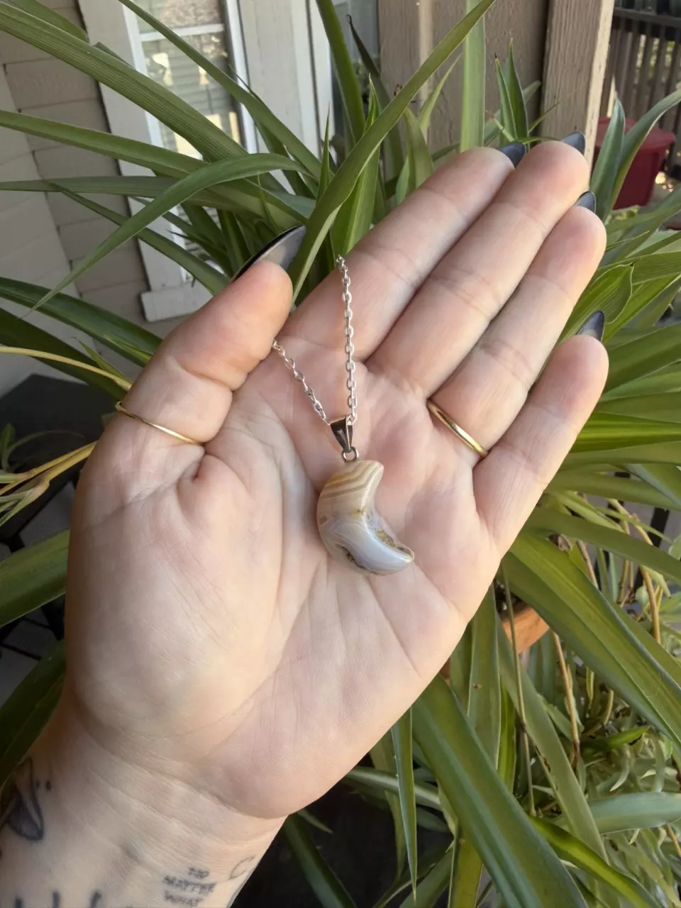 Agate Moon Necklace thumbnail