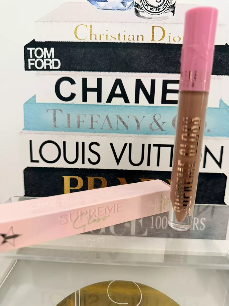 JS Supreme Liquid Lipgloss in Mannequin thumbnail