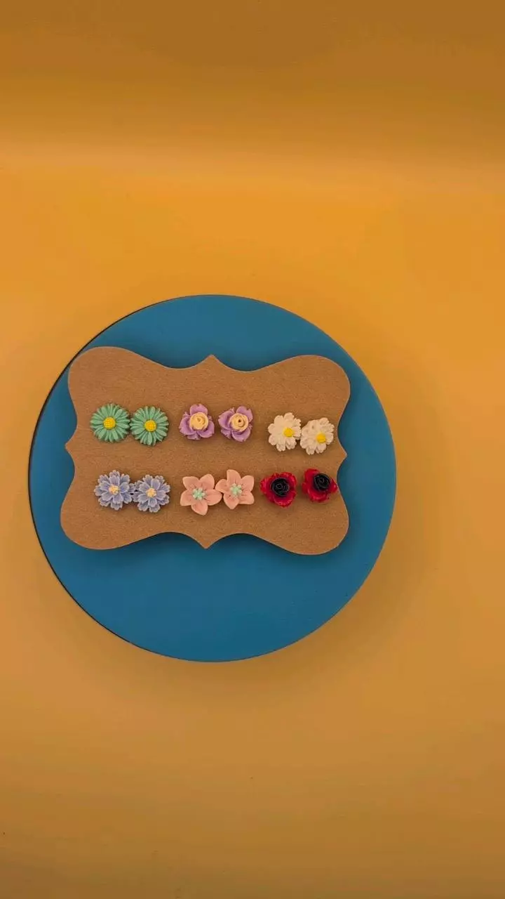 🌸 Spring Garden Stud Collection – 6-Pair Resin Earring Set 🌸 thumbnail