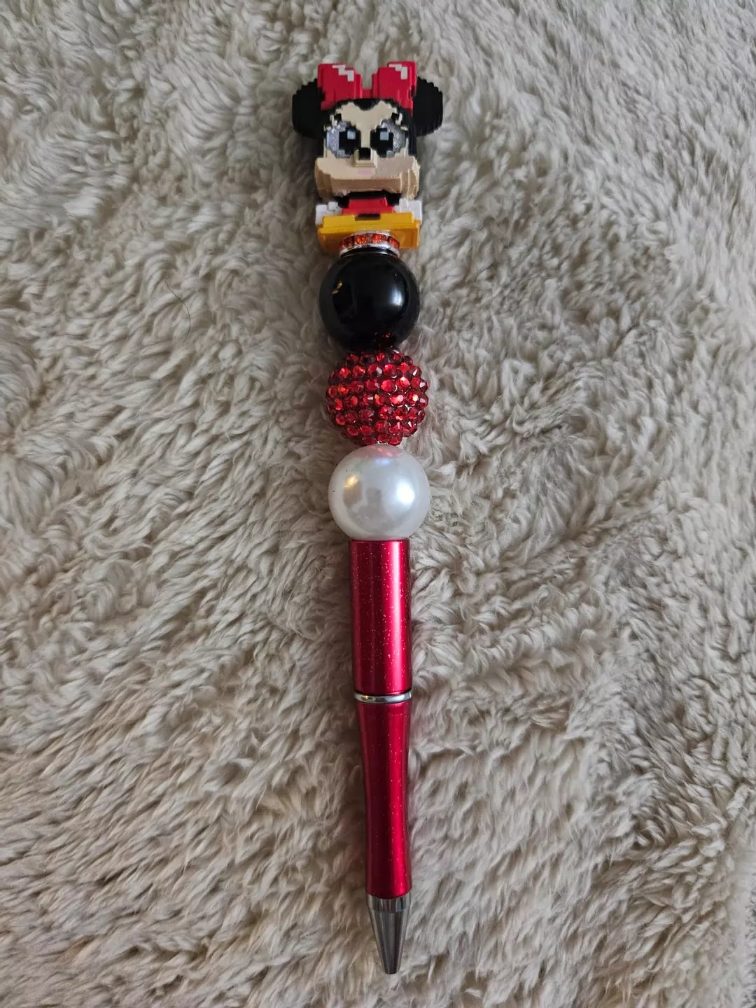 Pixel Minnie Pen thumbnail