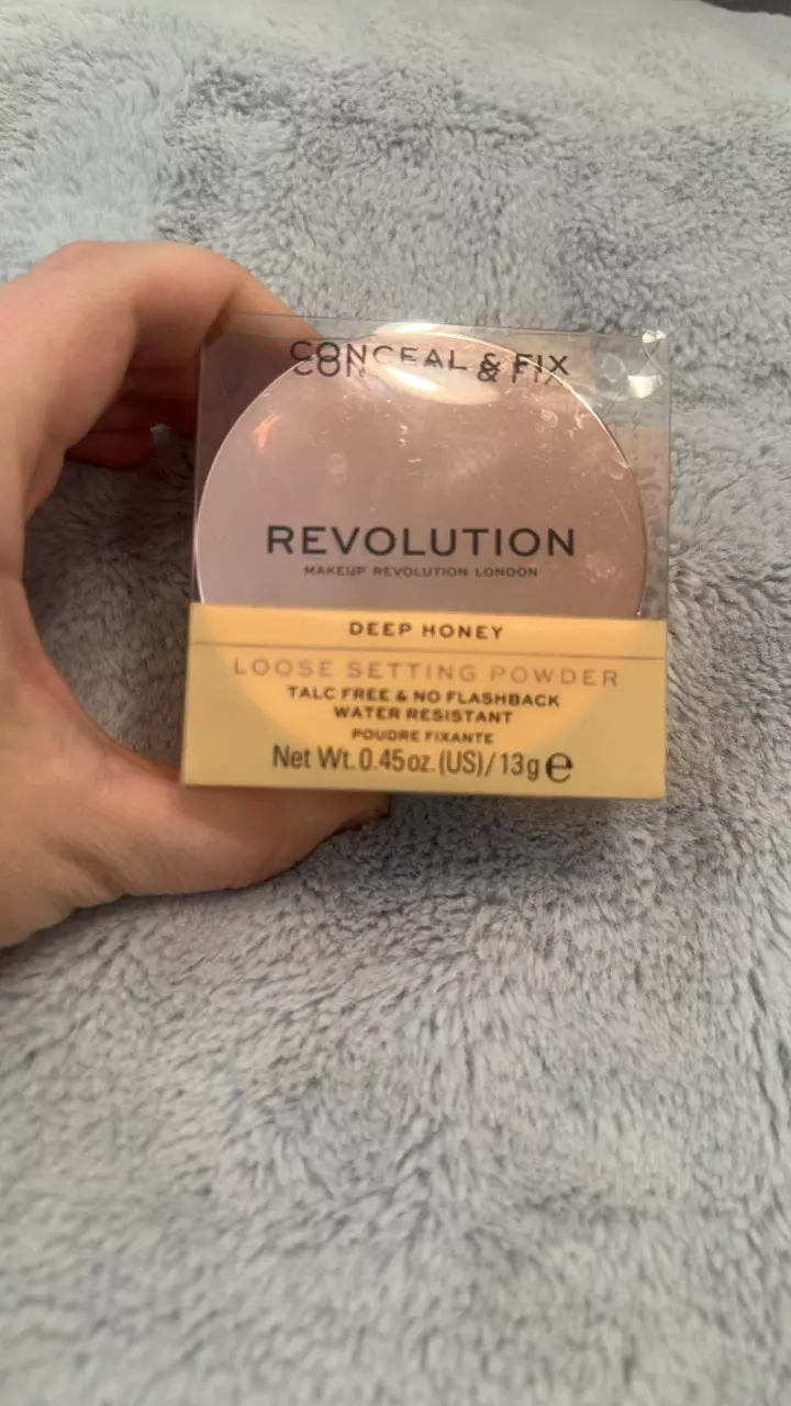Revolution Loose Setting Powder - Deep Honey thumbnail