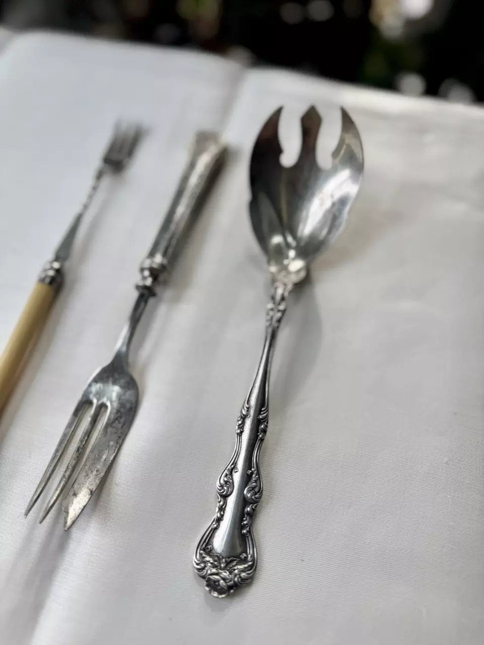 Vintage silverplated serving spoon thumbnail